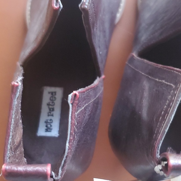 NWT cut out bootie - Picture 3 of 4